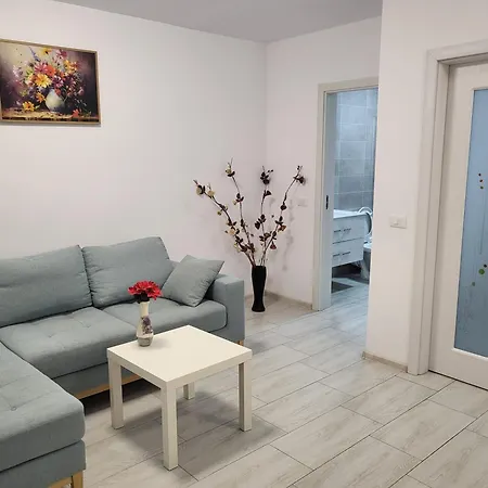 Apartament Alex, Dem Radulescu Ramnicu Valcea Exterior photo