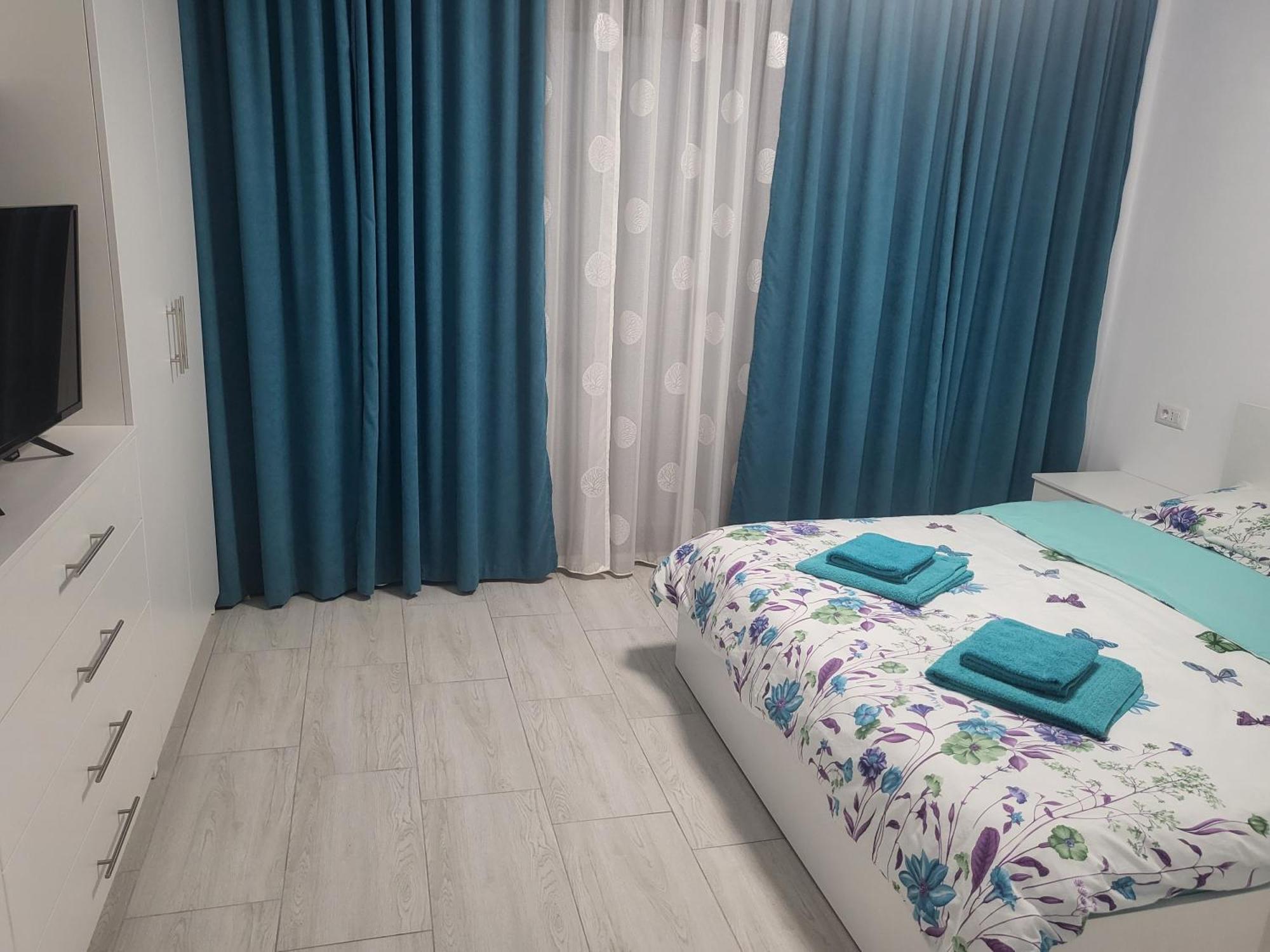 Alex, Dem Radulescu Apartment Râmnicu Vâlcea
